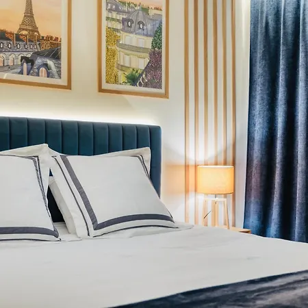 King Size Beds - 2 Bathrooms - 2 Free Parking Parigi