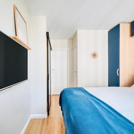 King Size Beds - 2 Bathrooms - 2 Free Parking Parigi