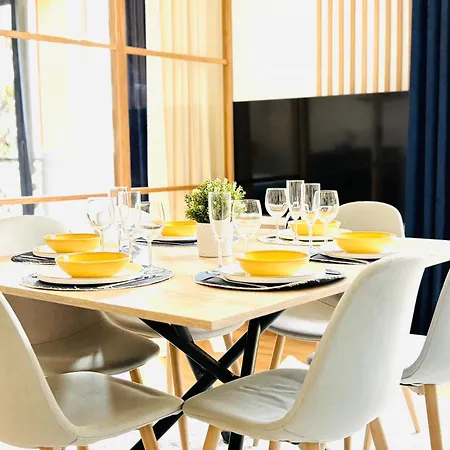 King Size Beds - 2 Bathrooms - 2 Free Parking Appartamento Parigi